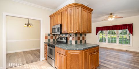 Kitchen .jpg