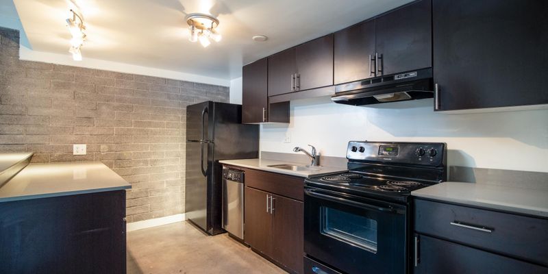 Tempe Apartment: 121 E Broadway Rd