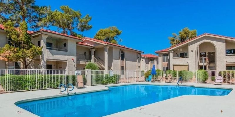 Phoenix House: 10610 S 48th St