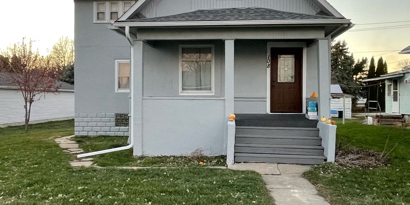 Tripoli House: 108 N Main St