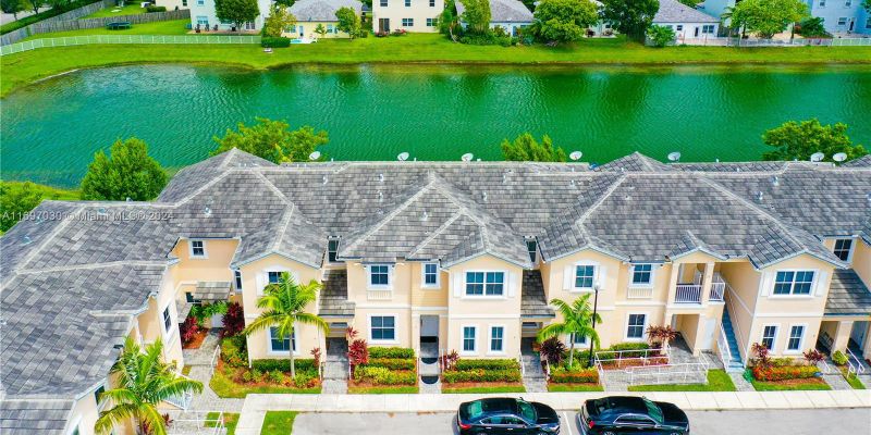 Homestead House: 2819 SE 1st Dr