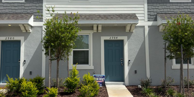 Kissimmee House: 2984 Skyline Lp