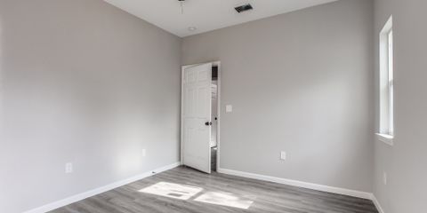 2910-s-laredo-st-san-antonio-tx-78207-MLS-9.jpg