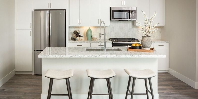 Houston Apartment: 6631 Arnot St
