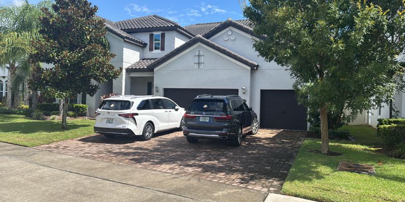 Orlando House: 10419 Bissell St
