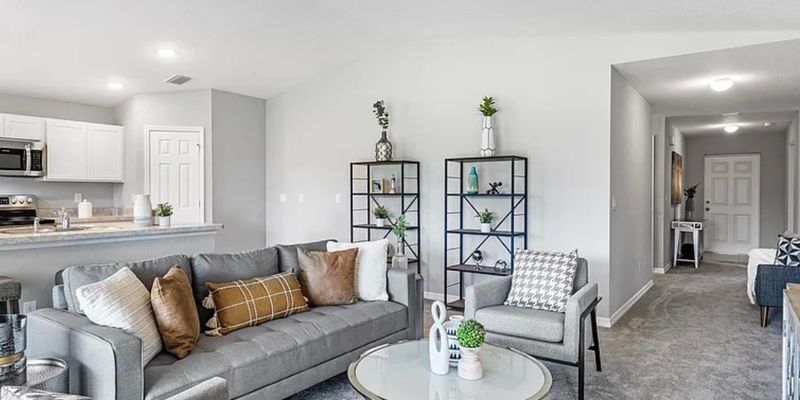 Palm Bay House: 1743 Fairlight St Nw