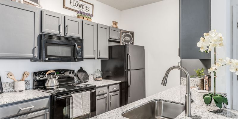 Spring Apartment: 25496 Richards Rd