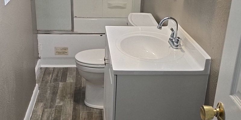 Ligonier Apartment: 216 S Cavin St