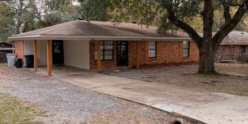 West Monroe House: 146 Hillcrest Ave