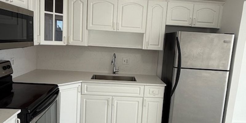 North Miami Beach Condo: 1300 NE Miami Gardens Dr apt 1005E