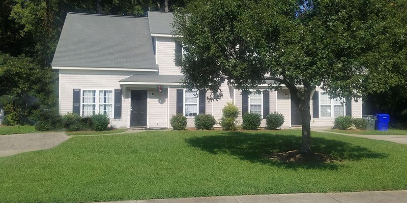 Greenville House: 1114 Brownlea Dr