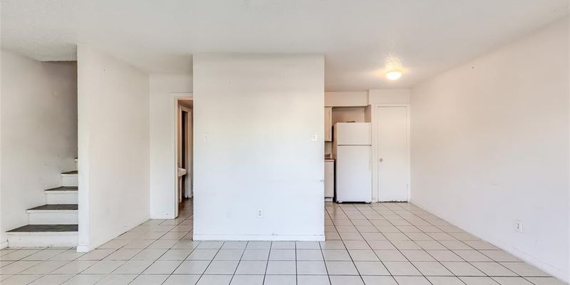 Austin House: 2215 Mission Hill Dr