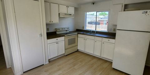 t1KITCHEN.jpeg