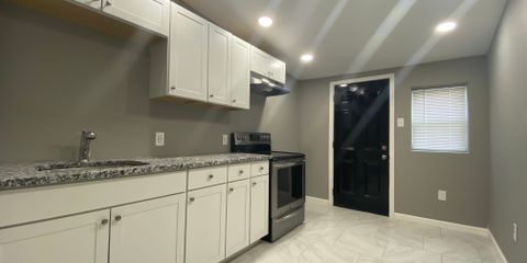 29 925 N Markoe St 01_29.jpg