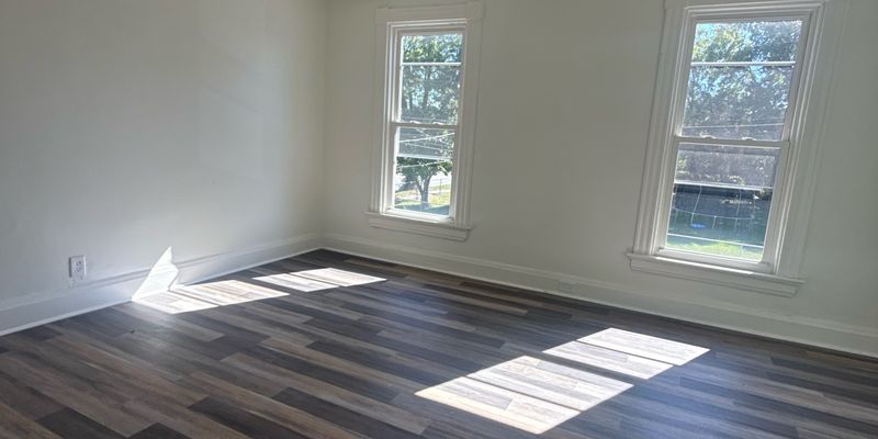 Cincinnati Apartment: 5617 Abbottsford St