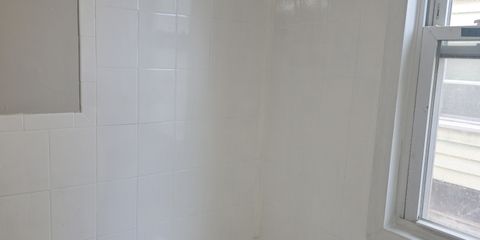 Bathroom5.JPG
