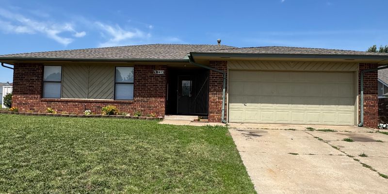 Oklahoma City House: 8413 Woodfield St
