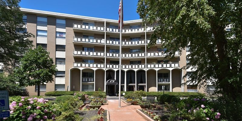 Rocky River House: 3400 Wooster Rd