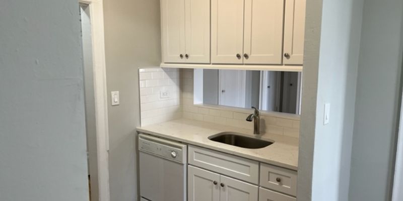 Stamford Apartment: 1 Washington Court