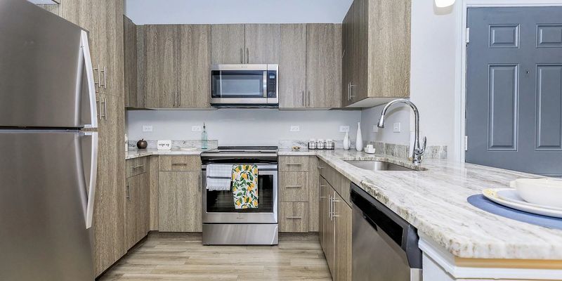 Houston Apartment: 10497 Jones Rd