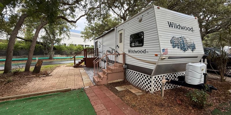 Apopka House: 3000 Clarcona Rd