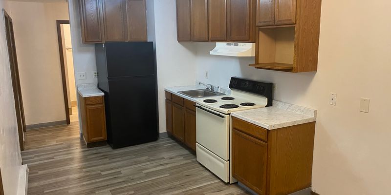 Akron Apartment: 437 Sumner St
