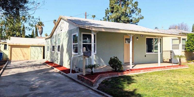 Riverside House: 5769 Eugene St