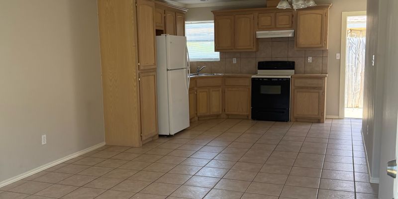 Edinburg Apartment: 2408 Moonlight Ln