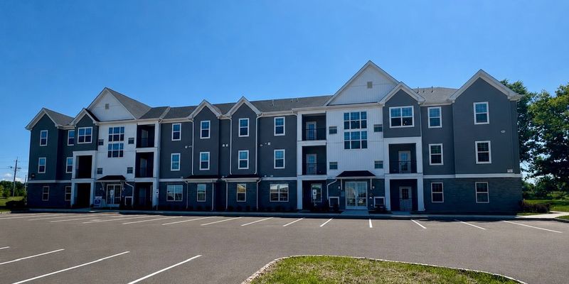 Hopewell Township House: 1303 John Vanzandt Dr