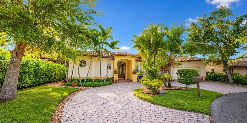 South Miami House: 5751 SW 59th Pl #5751