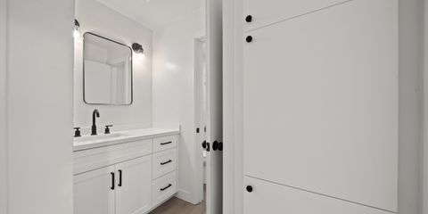 14_3444 E. Wilton Street, Unit 3.jpg