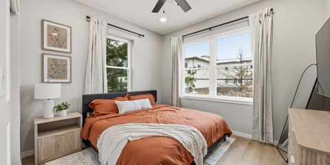 918_7th_St_SE (47 of 62).jpg