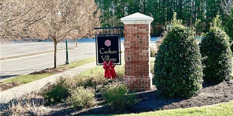 Midlothian Townhome: 429 Crofton Village Terrace