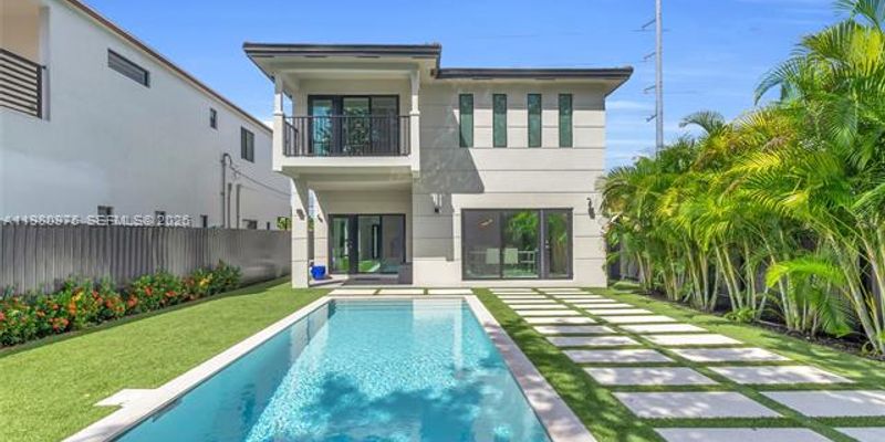 Miami House: 2029 SW 62nd Ave