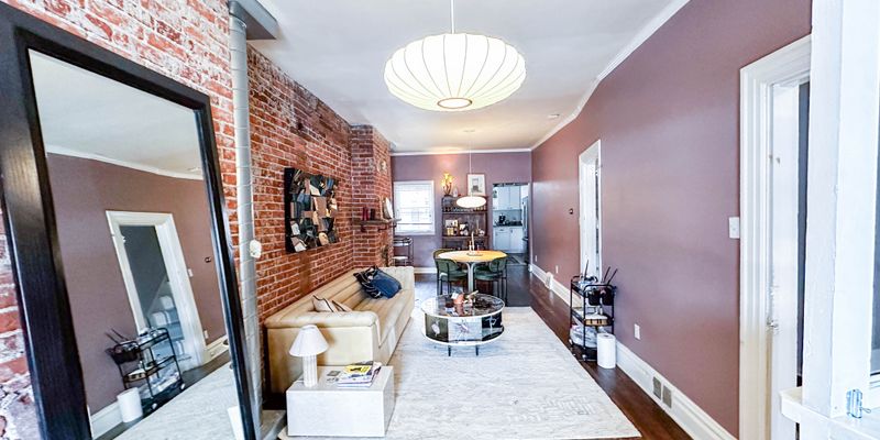 Pittsburgh House: 276 46th St