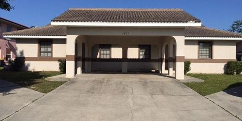 Punta Gorda Multiplex: 2623 Magdalina Drive