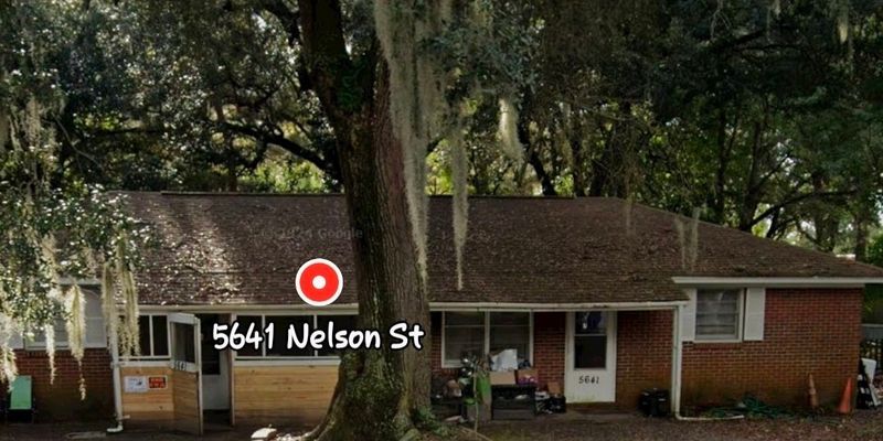 North Charleston Apartment: 5641 Nelson St