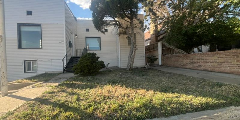 Rawlins Apartment: 1005 W Spruce St