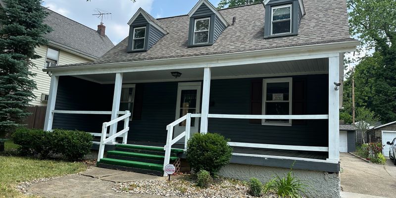 Akron House: 1401 Grant St