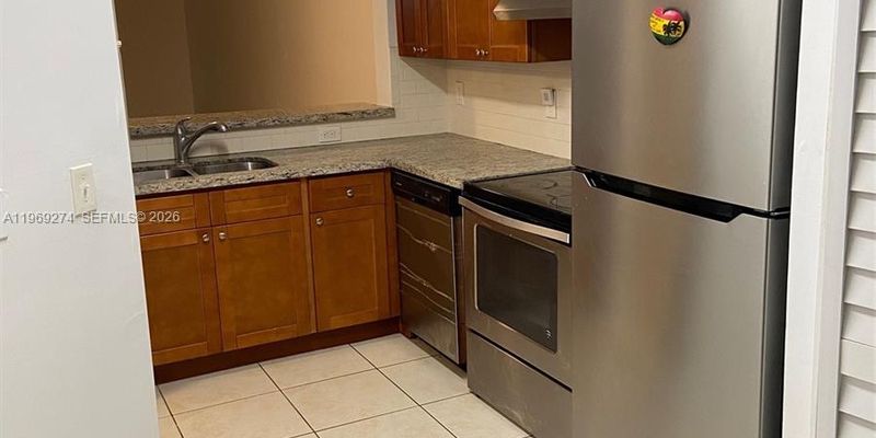 Homestead Apartment: 1270 SE 31st Ct