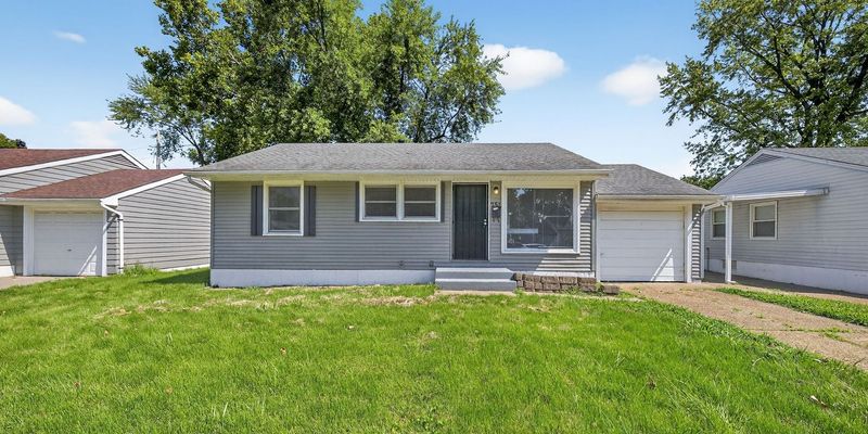 St. Louis House: 251 Midlothian Rd