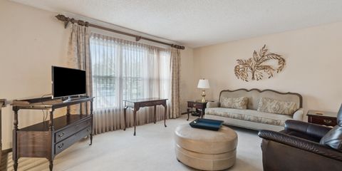 12-131 1245 Michelle CT.jpg