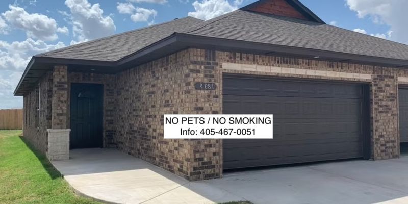 El Reno House: 1837 Cypress Ln