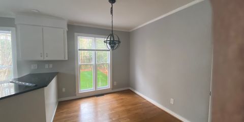 dining nook_main view.jpg