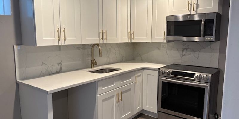 Mount Vernon Apartment: 109 S 7th Ave