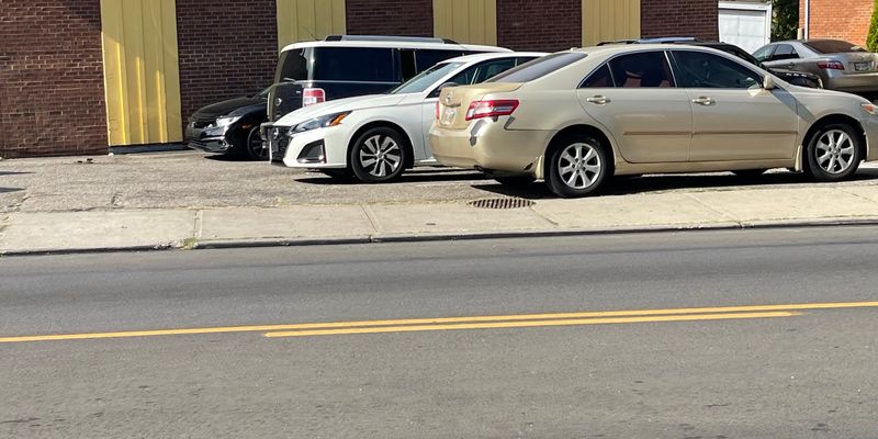 Cincinnati Apartment: 4647 Glenway Ave