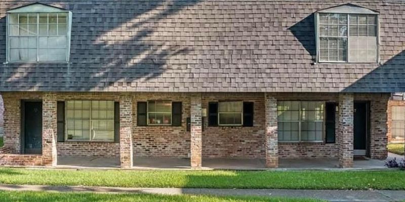 Shreveport House: 3820 Fairfield Ave #47