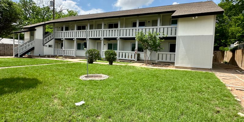 Austin Apartment: 10810 Newmont Road