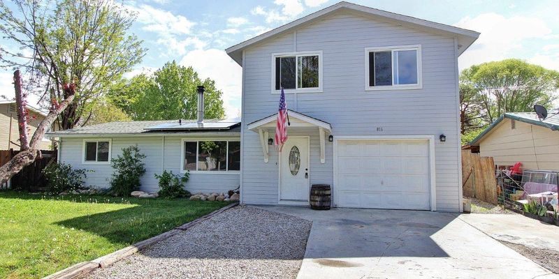 Emmett House: 816 S Wardwell Ave