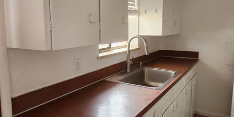 P3 Bedroom 2.jpg